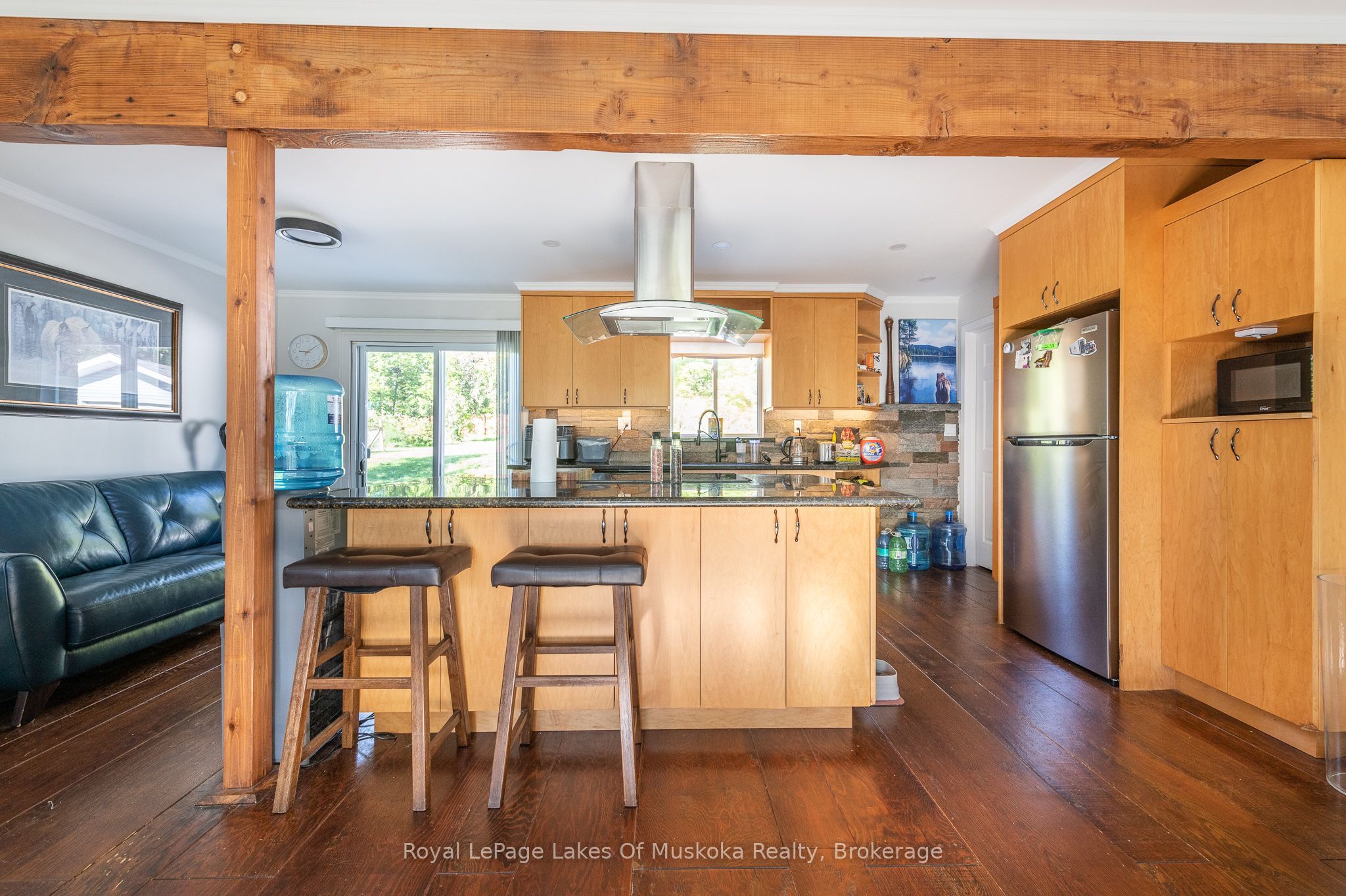 Unit Upper - 462 Muskoka 3 Road N, Huntsville 2