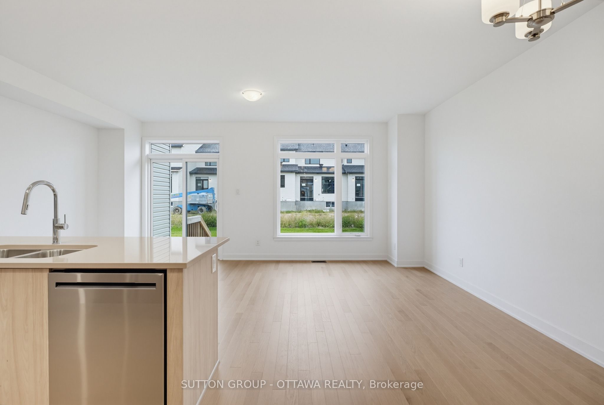 758 Horned Owl Avenue, Orleans-Gloucester 5