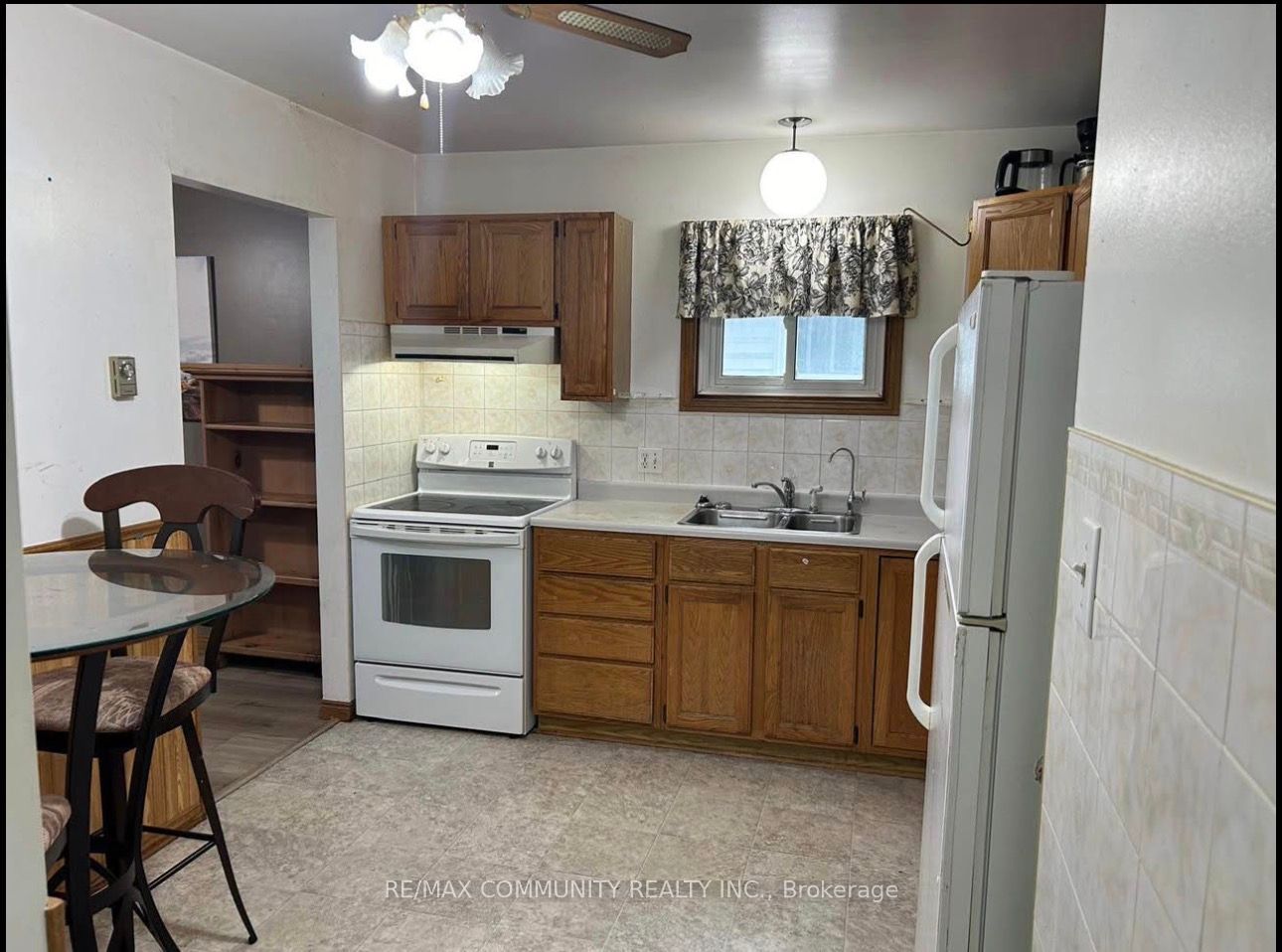 Unit Main - 174 Colborne Street, Kawartha Lakes 5