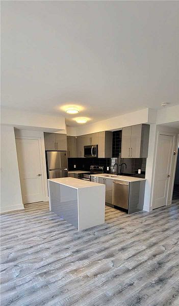 Unit 102 - 6065 McLEOD Road, Niagara Falls 3