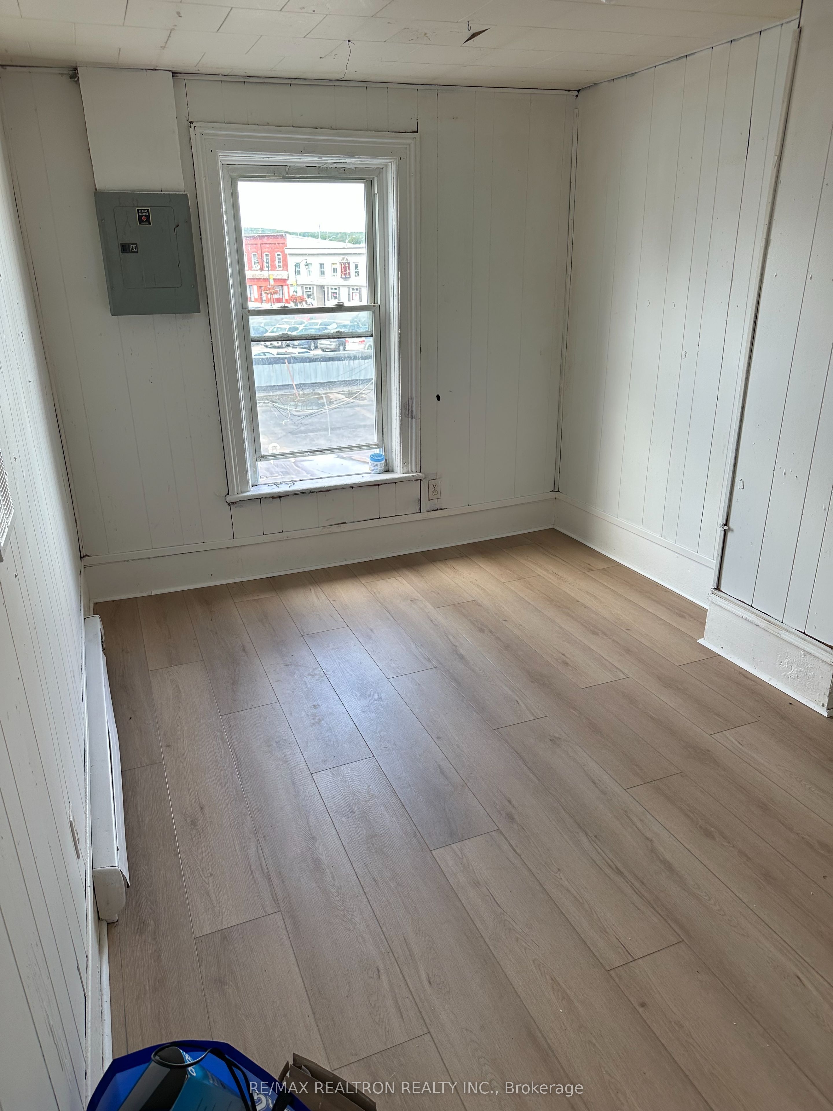 Unit 4 - 106 Dundas Street W, Quinte West 4