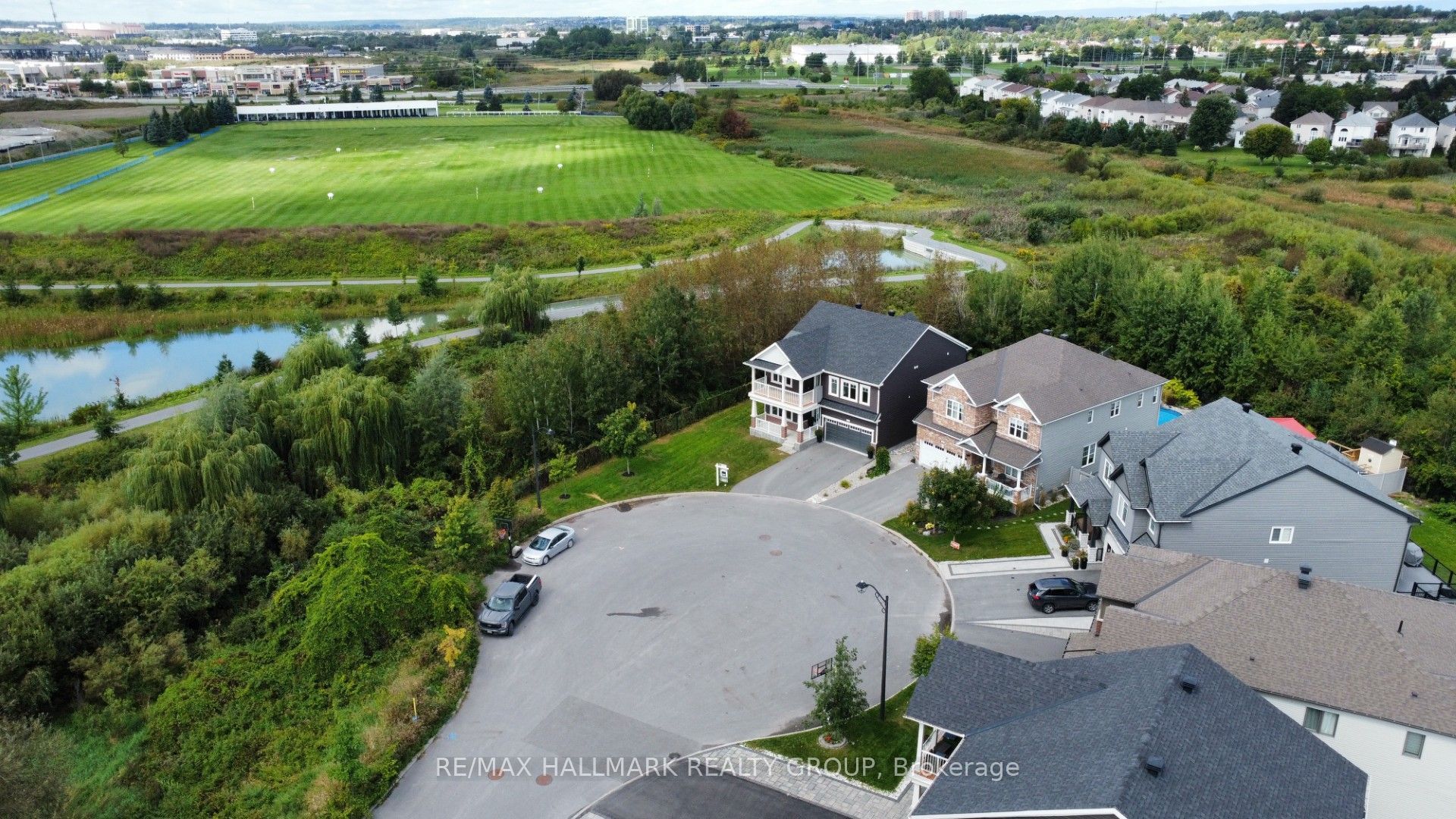 534 Nordmann Firr Court, Kanata 4