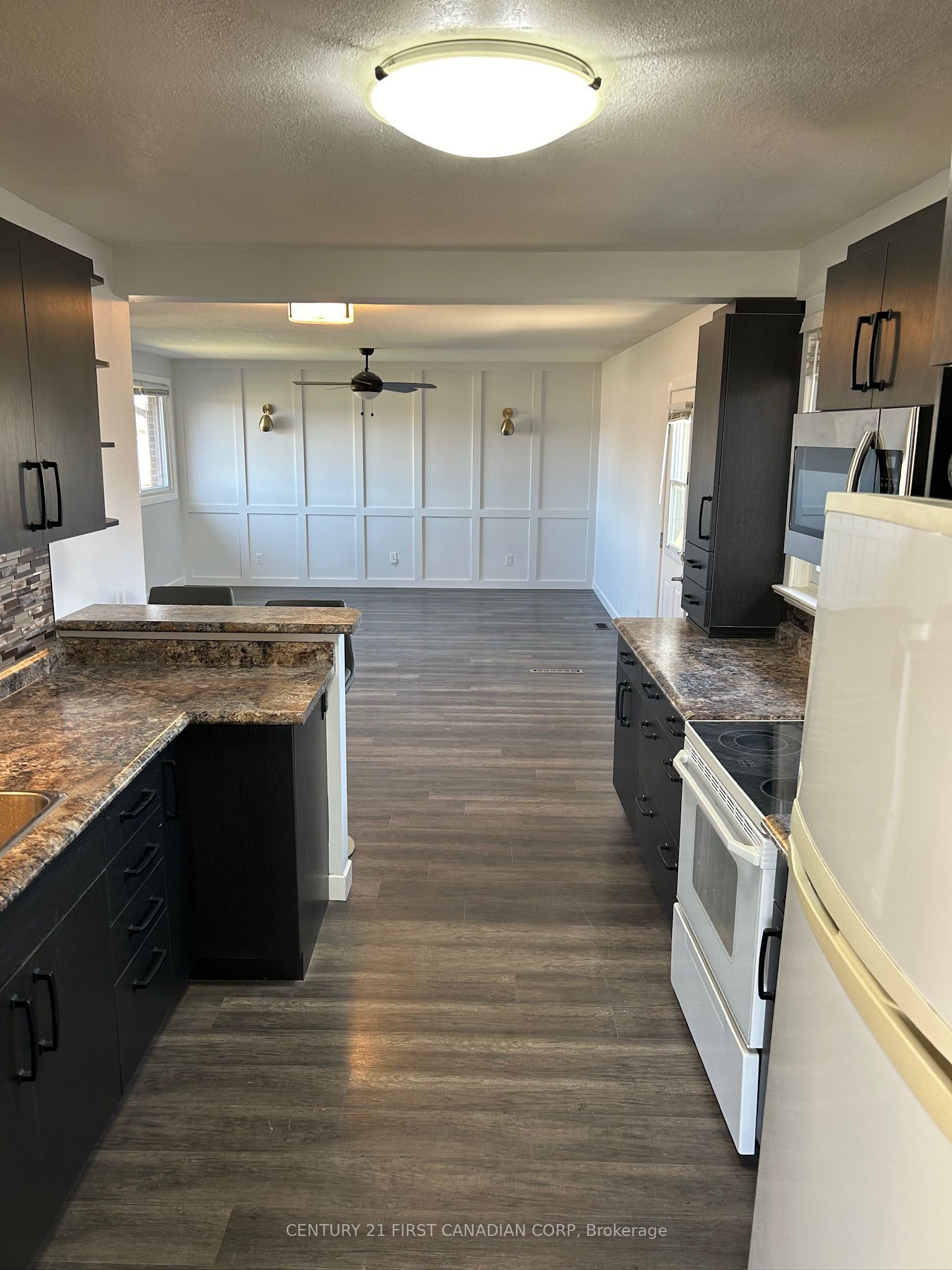 33374 Richmond Street, Lucan Biddulph 5