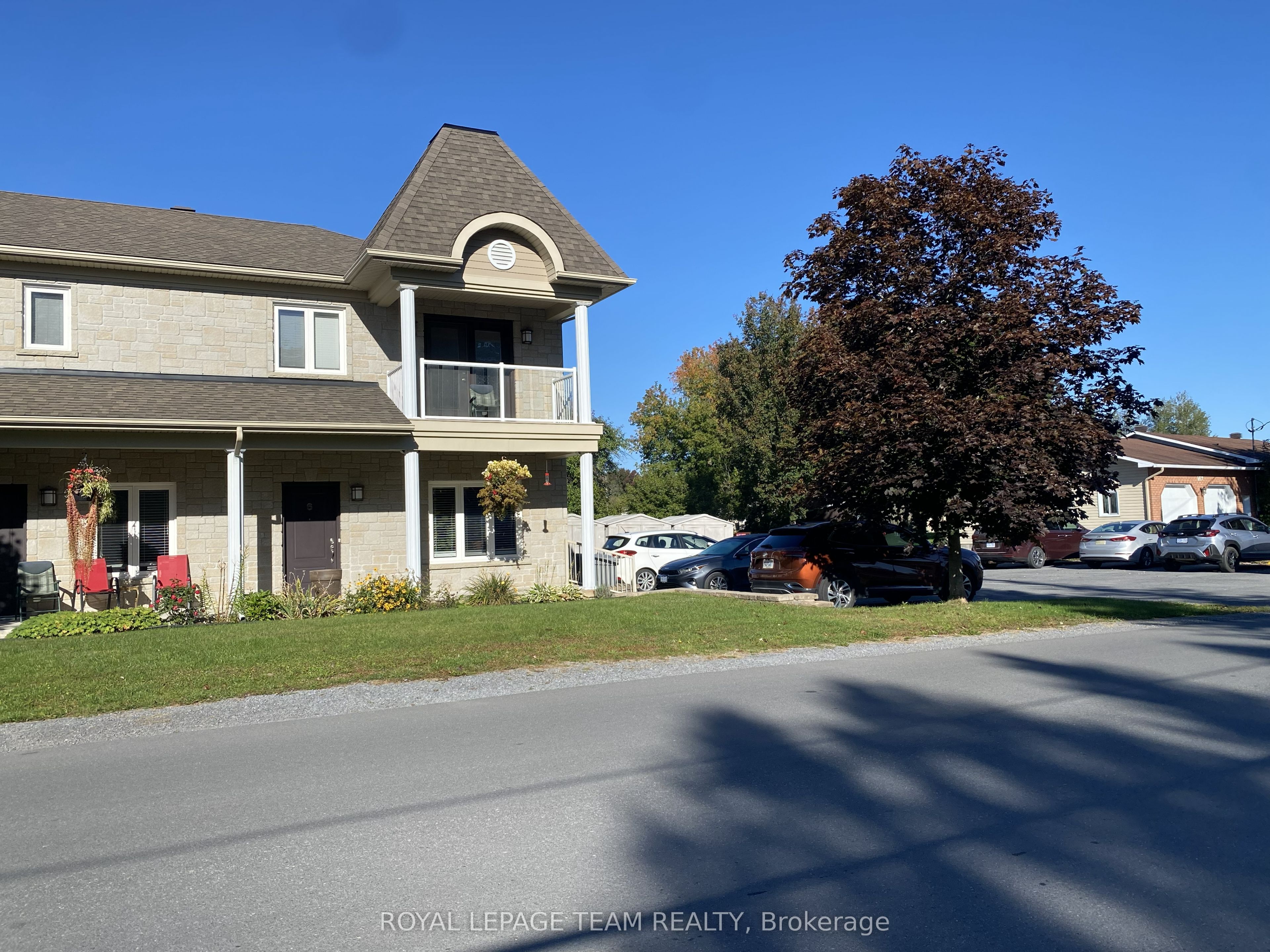 Unit 6 - 94 Bourdeau Boulevard, The Nation 3