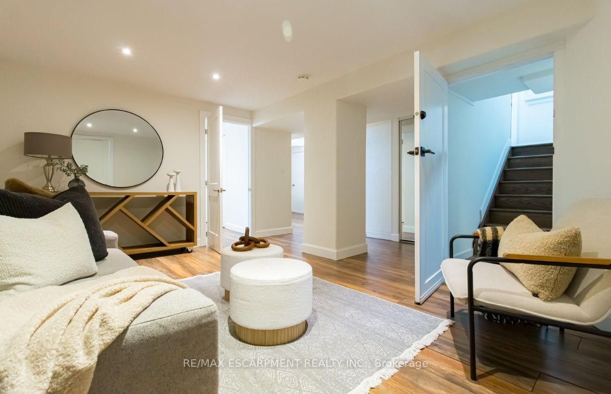 Unit Basement - 374 East 16th Street, Hamilton 4