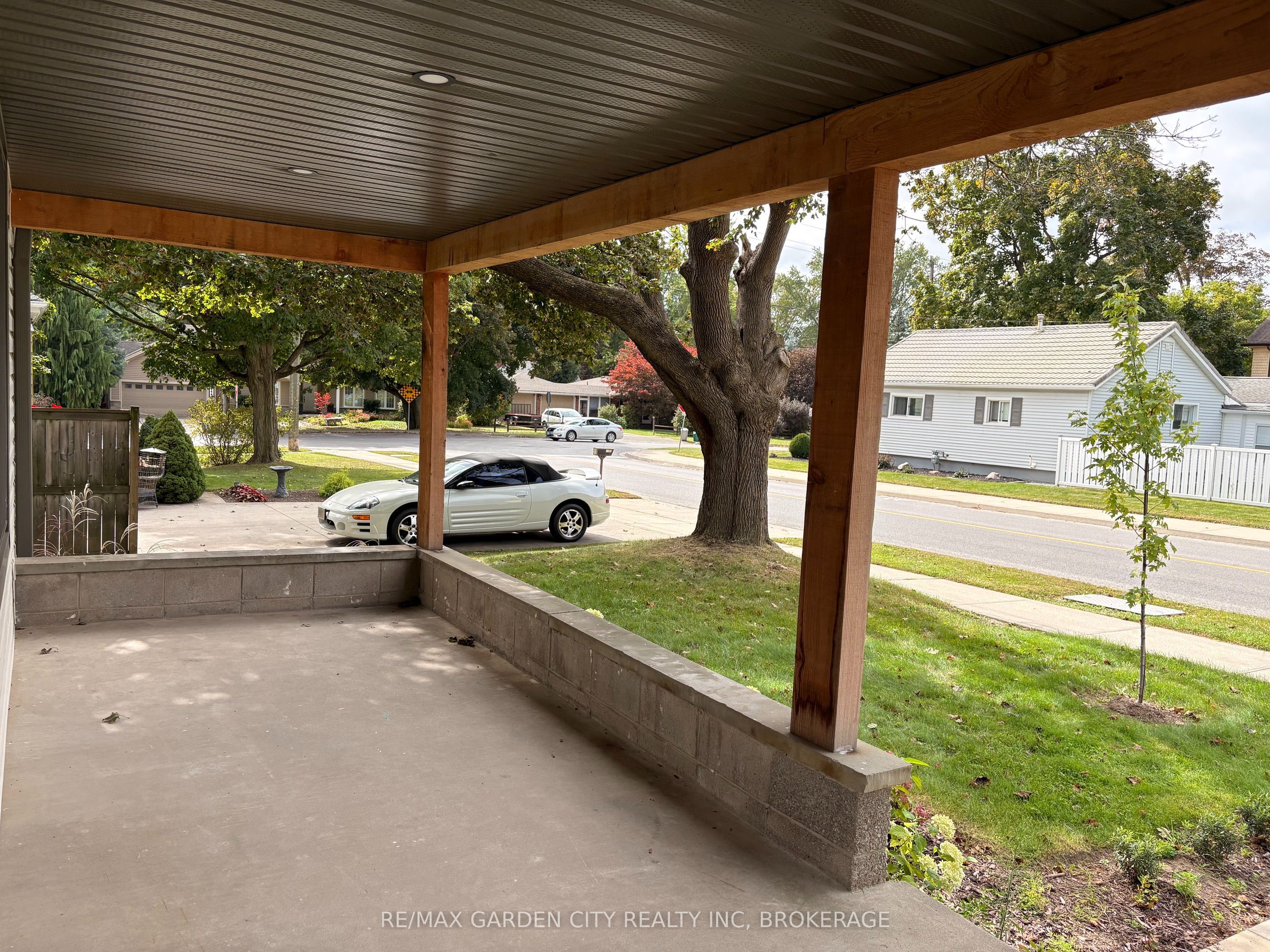 Unit 2 - 1105 Haist Street, Pelham 5