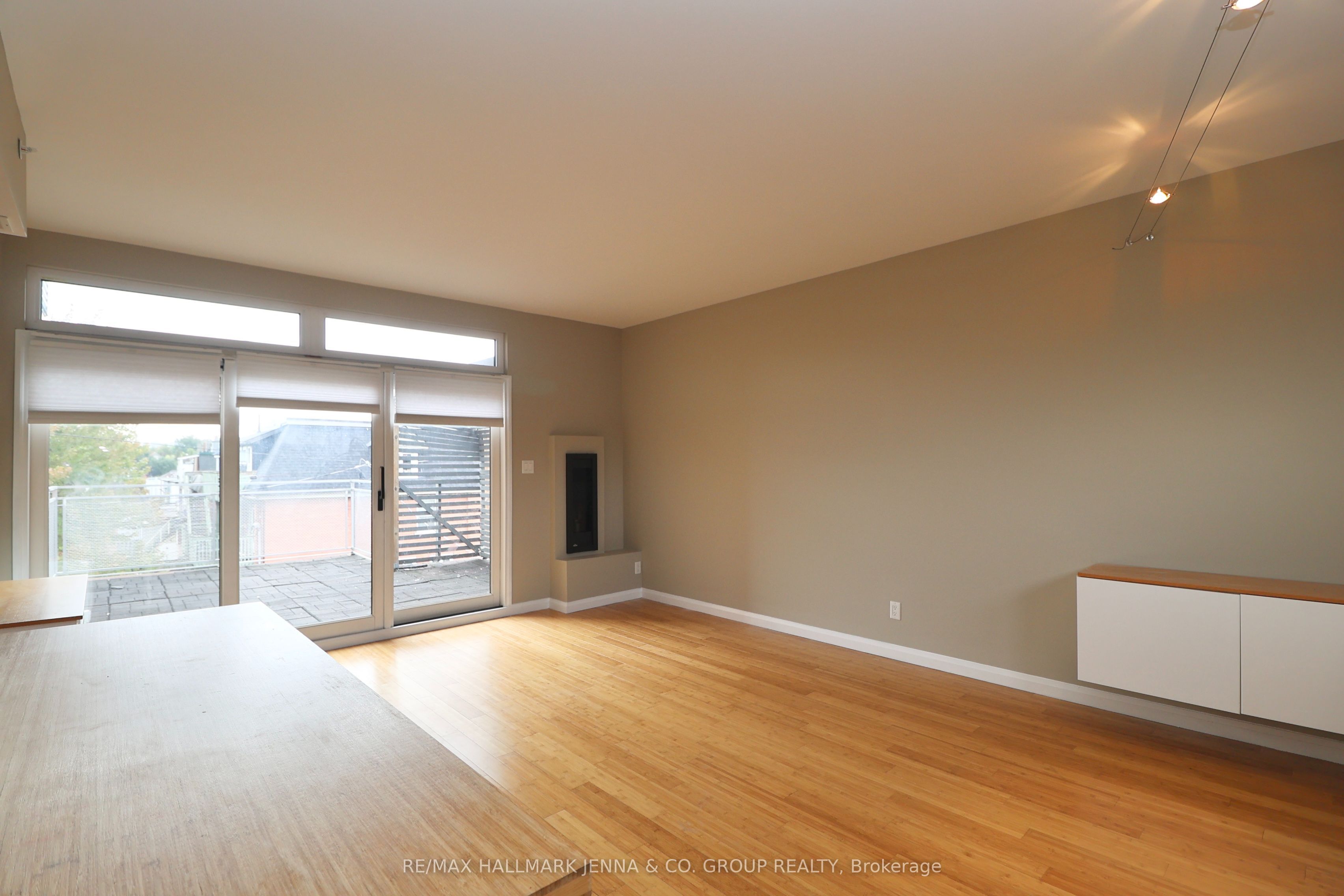 Unit 3 - 331 Osgoode Street, Ottawa 5