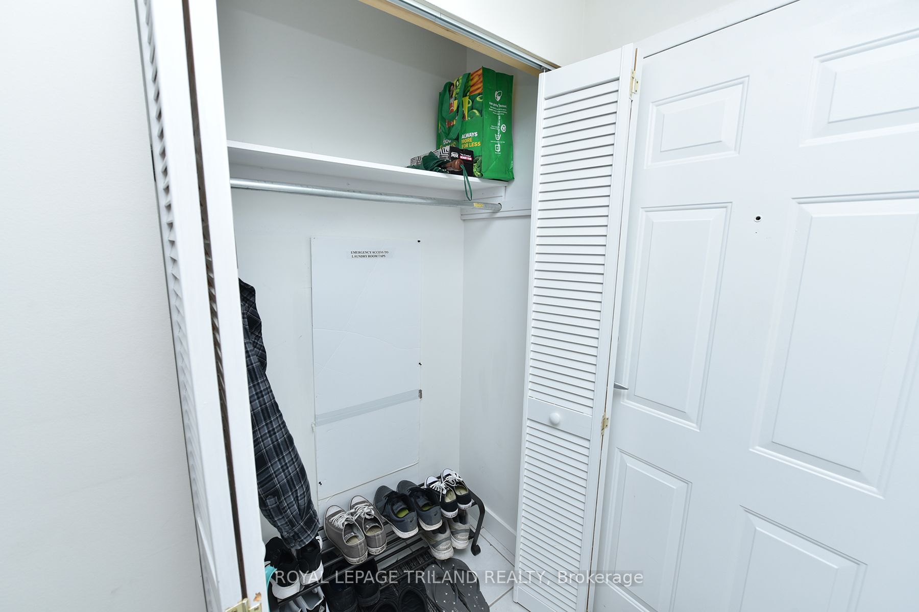 Unit 605 - 75 HUXLEY Street, London 5