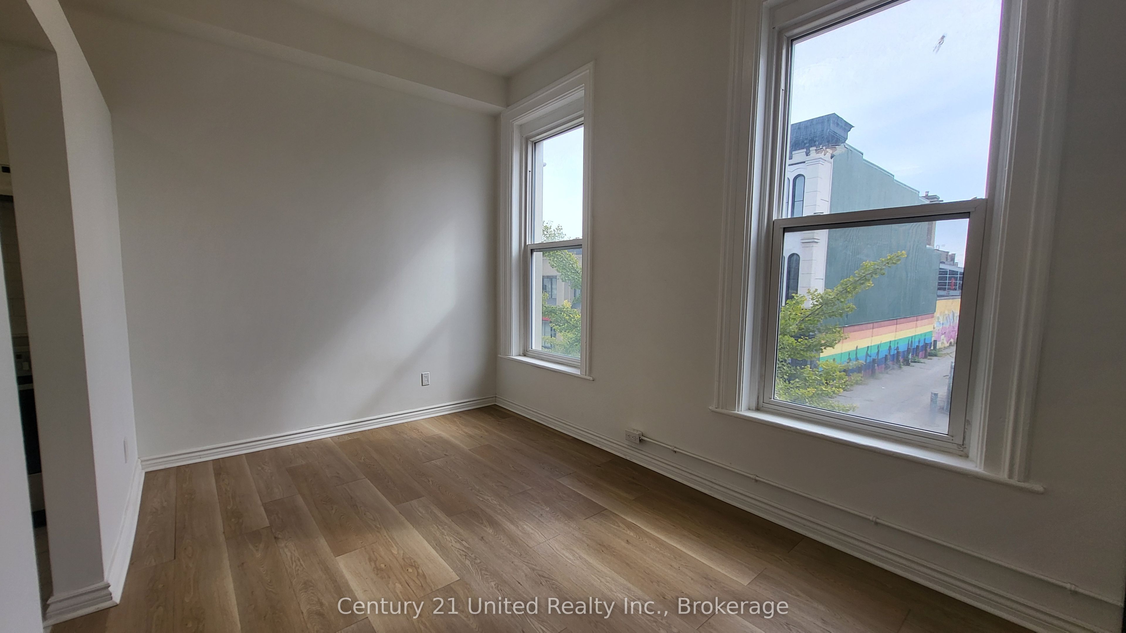 Unit 11 - 172.5 Hunter Street W, Peterborough 5