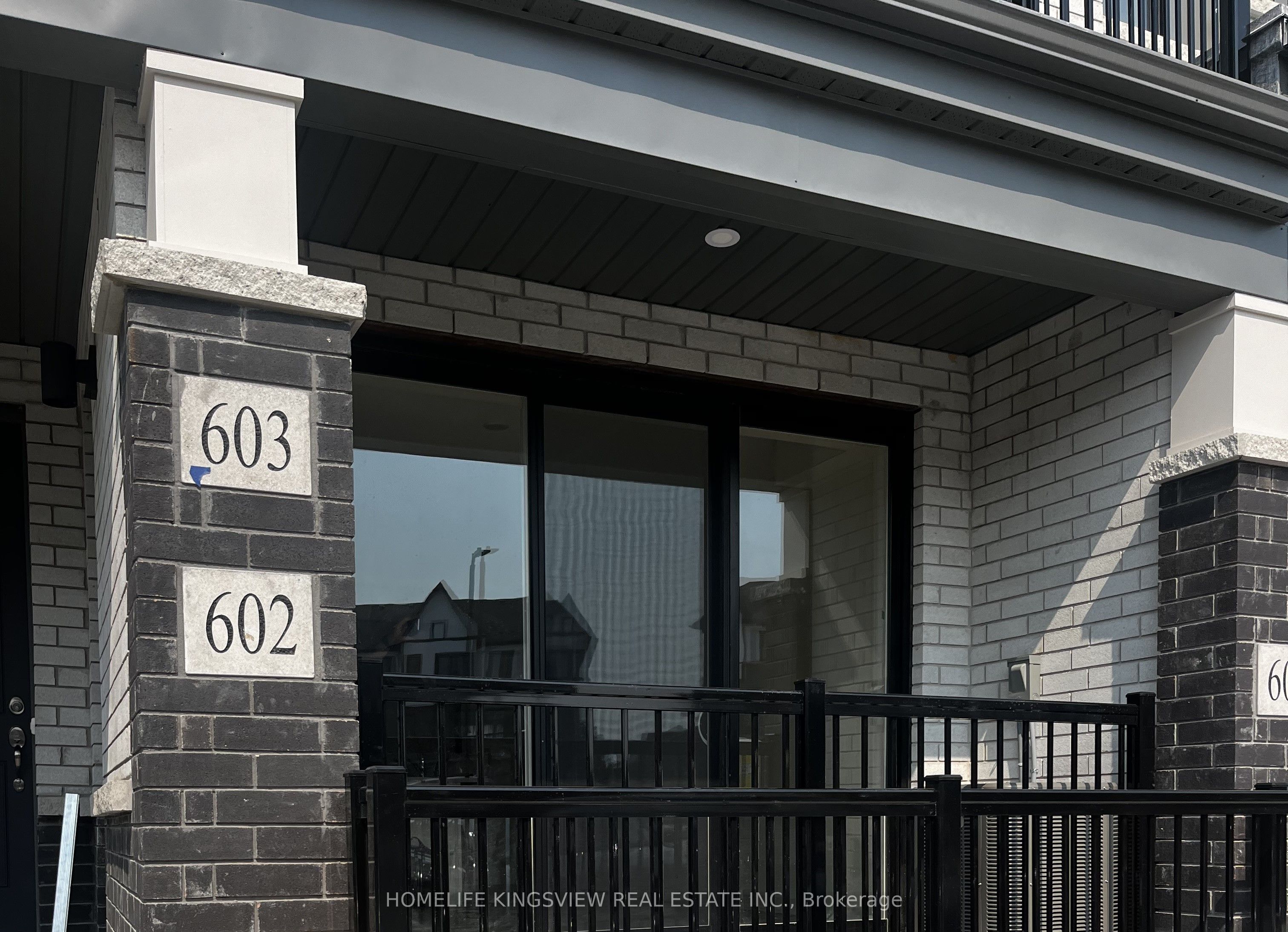 Unit 602 - 160 Densmore Road, Cobourg 3