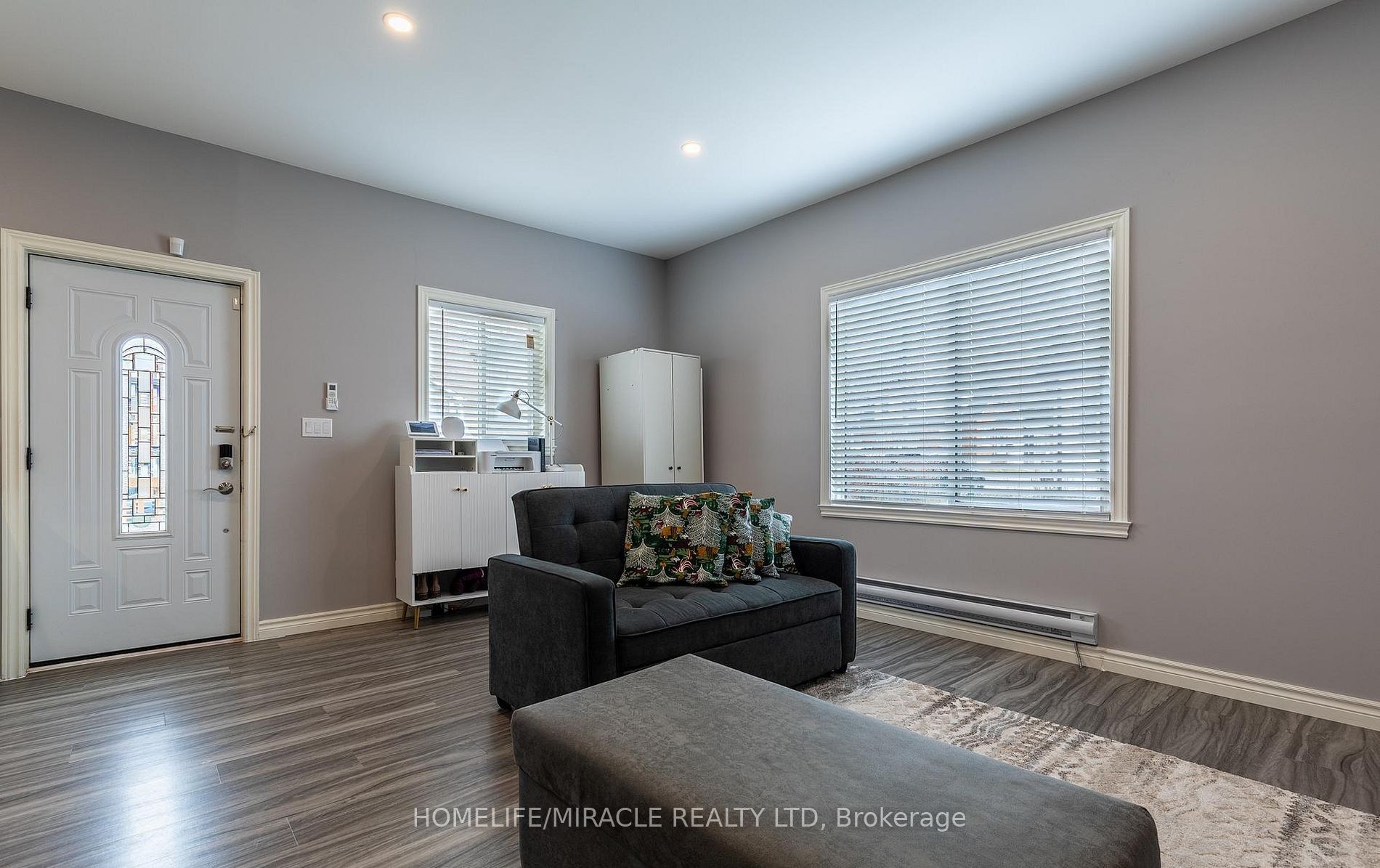36 Division Street, St. Catharines 2