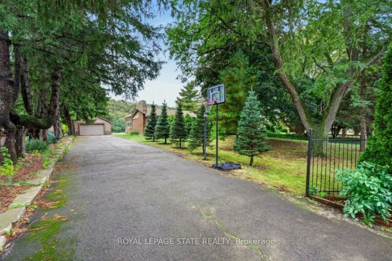 984 Highway 8 Highway, Stoney Creek 2