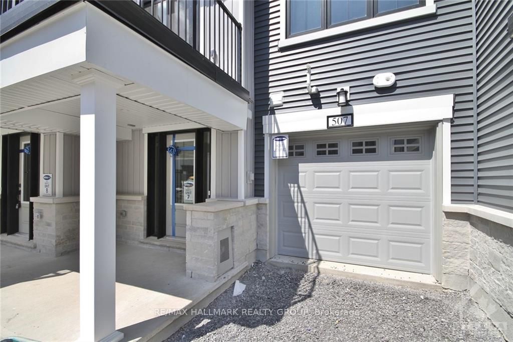 507 BIOTITE Private, Nepean 2