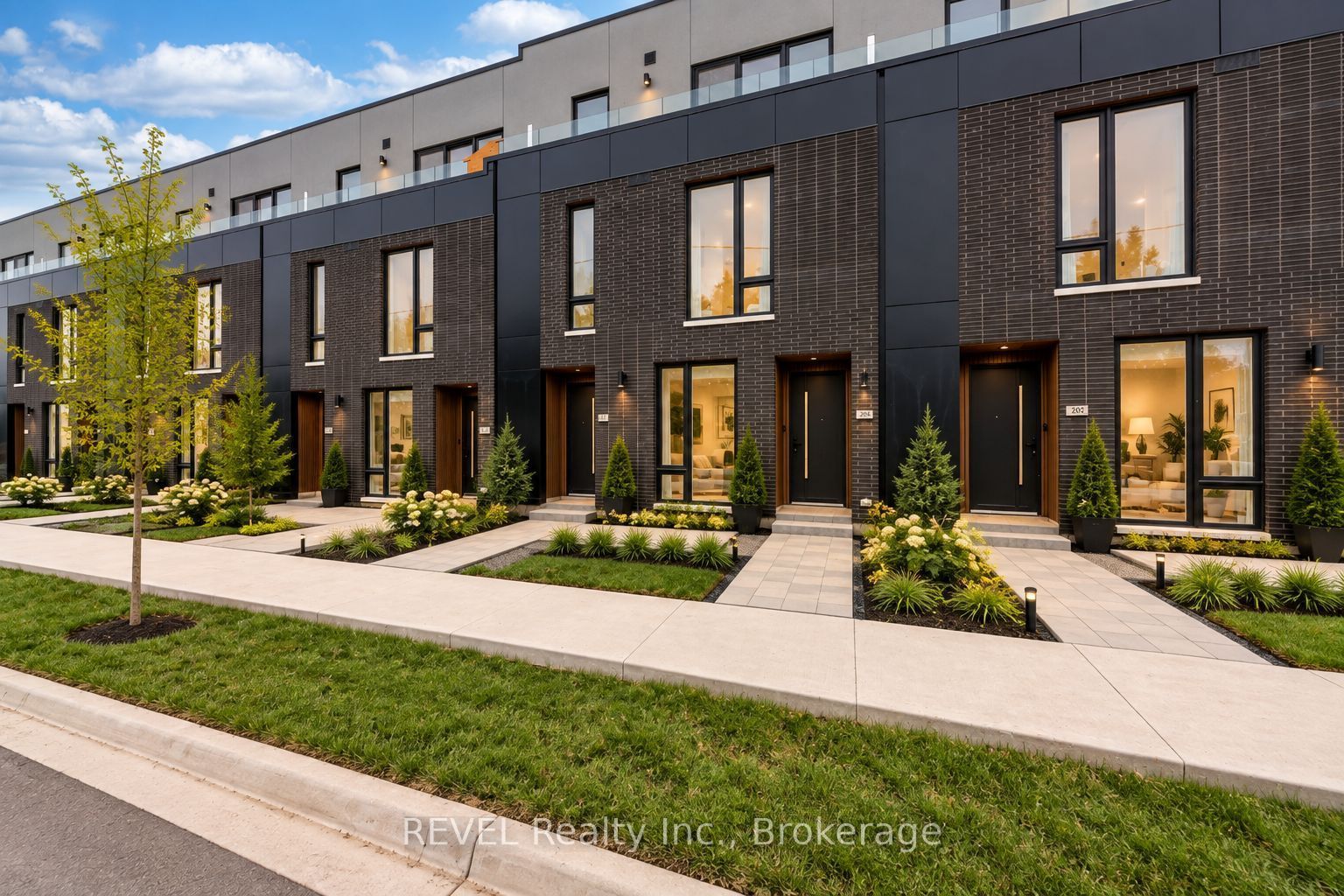 206 Ellis Street, St. Catharines 2