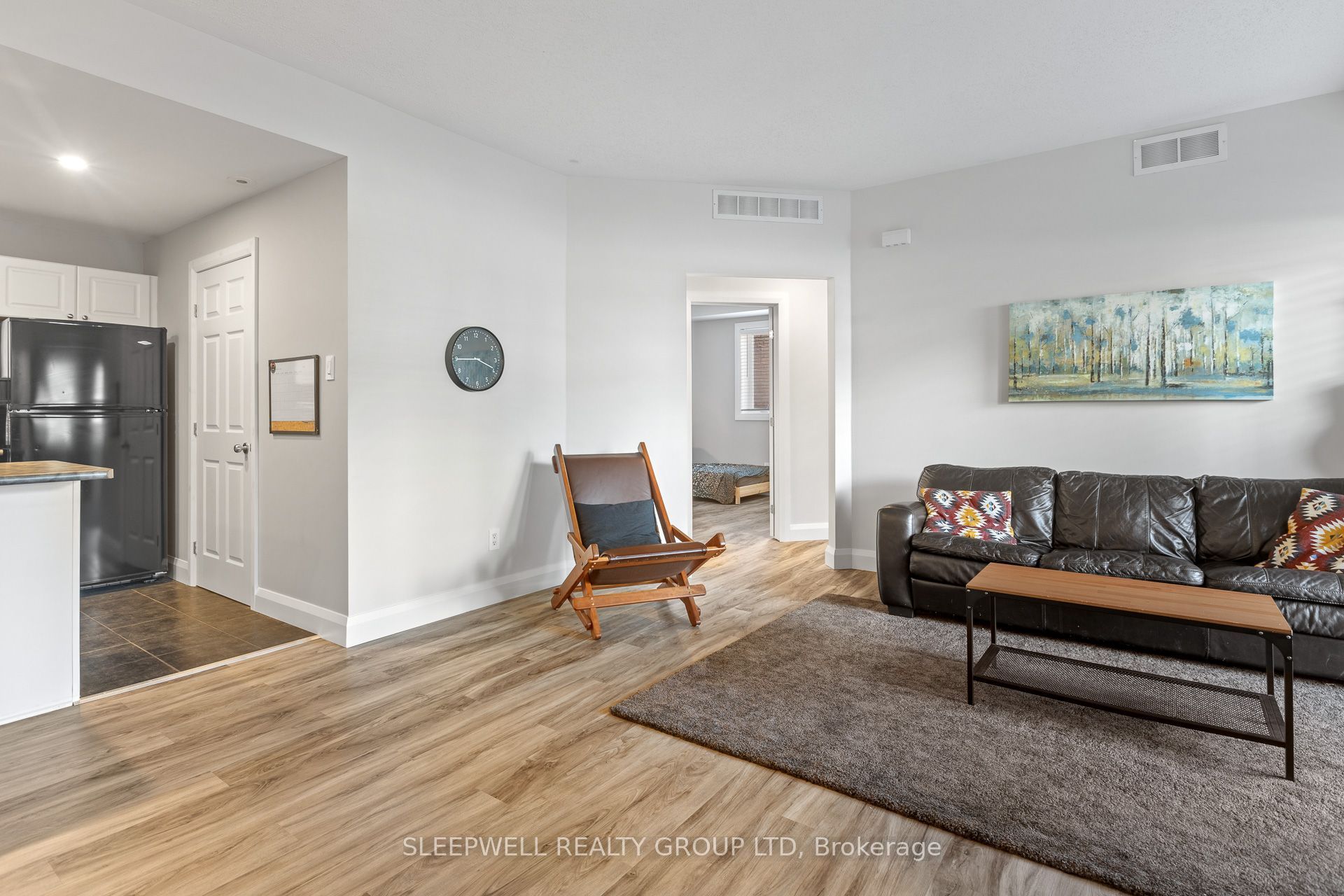 Unit A - 163 Crestway Drive, Nepean 3