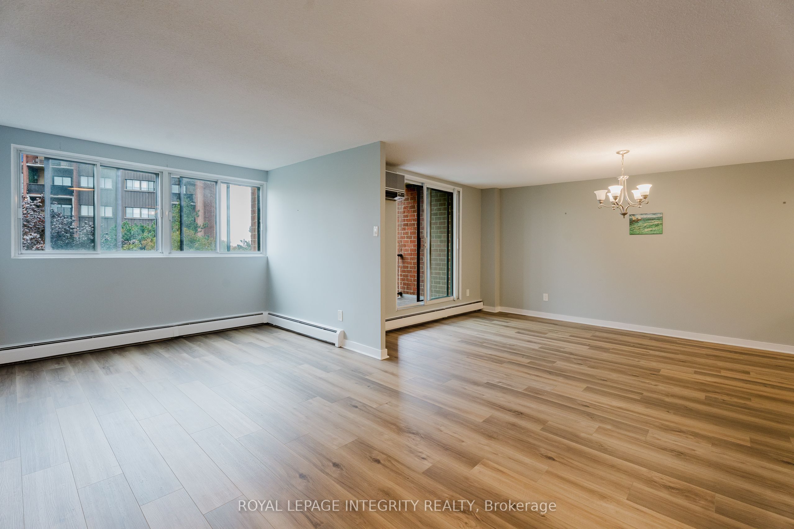 Unit 212 - 2650 Southvale Crescent, Ottawa 5