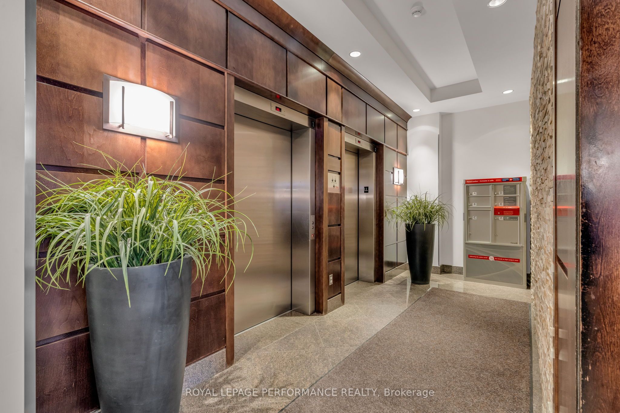 Unit 604 - 200 Besserer Street, Ottawa 4
