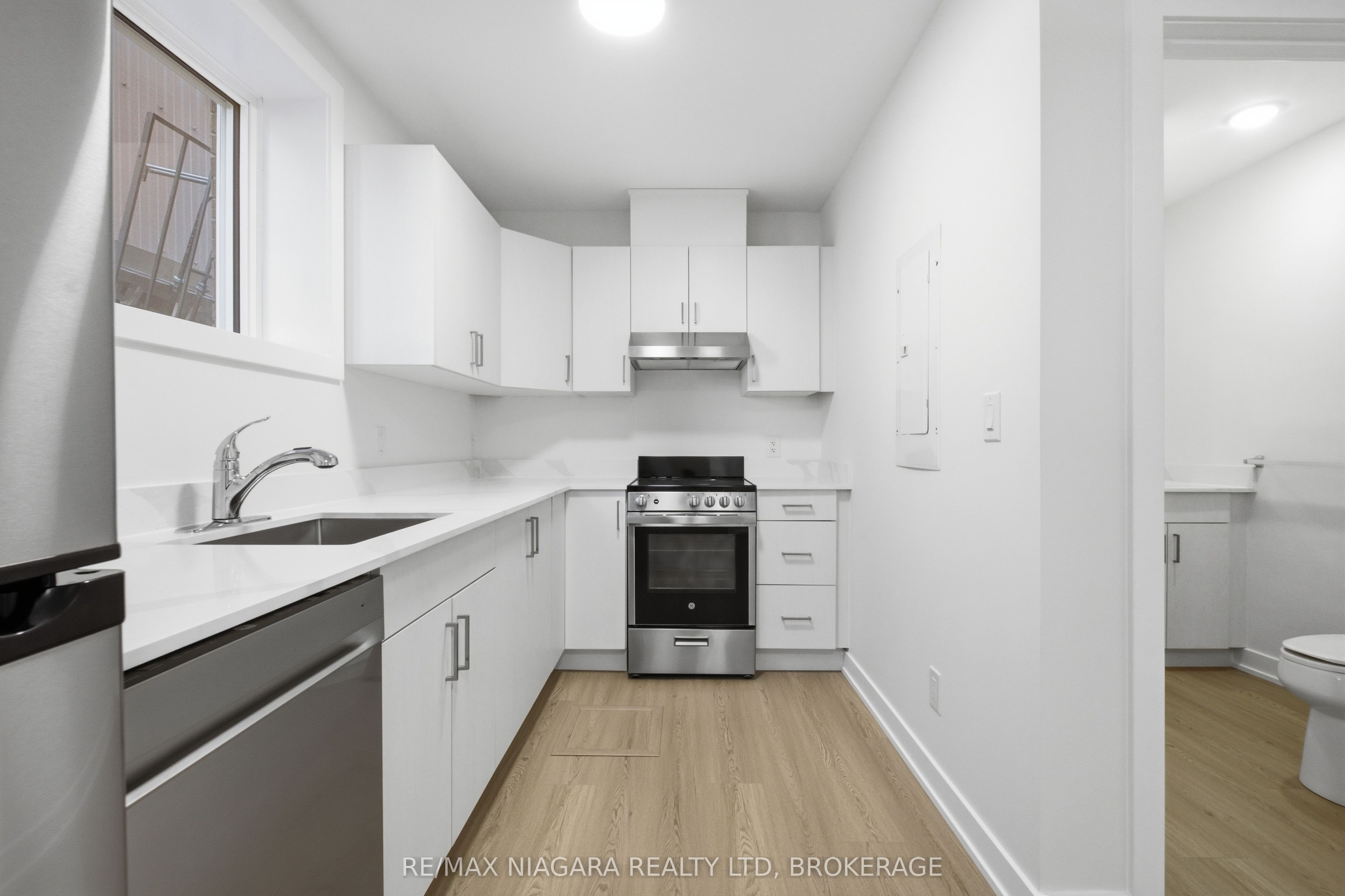 Unit B03 - 140 Church Street, St. Catharines 3