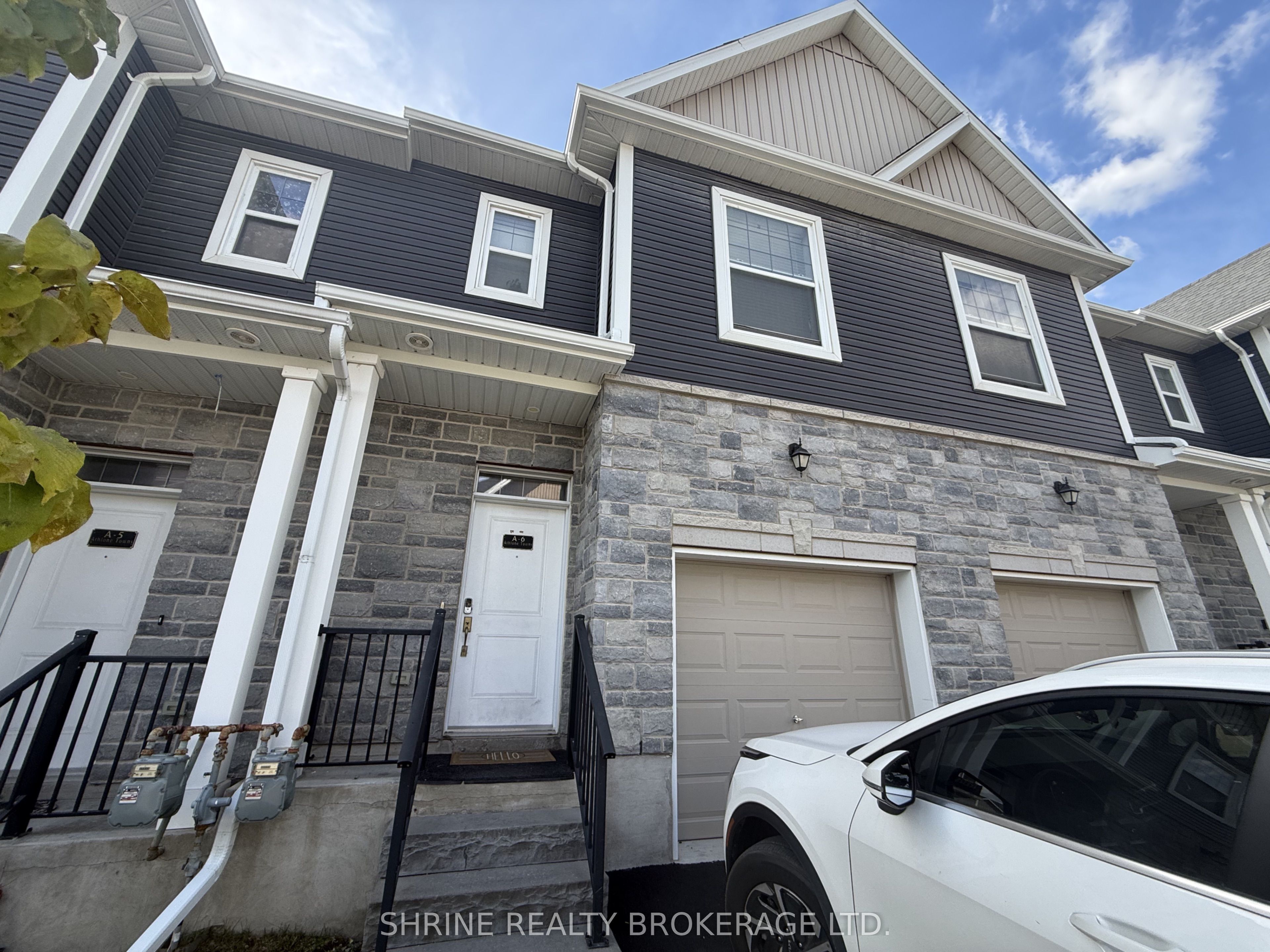 Unit 6A - 439 Athlone Avenue, Woodstock 1